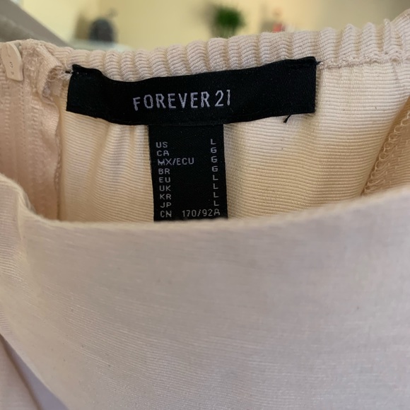 Top - Picture 2 of 2